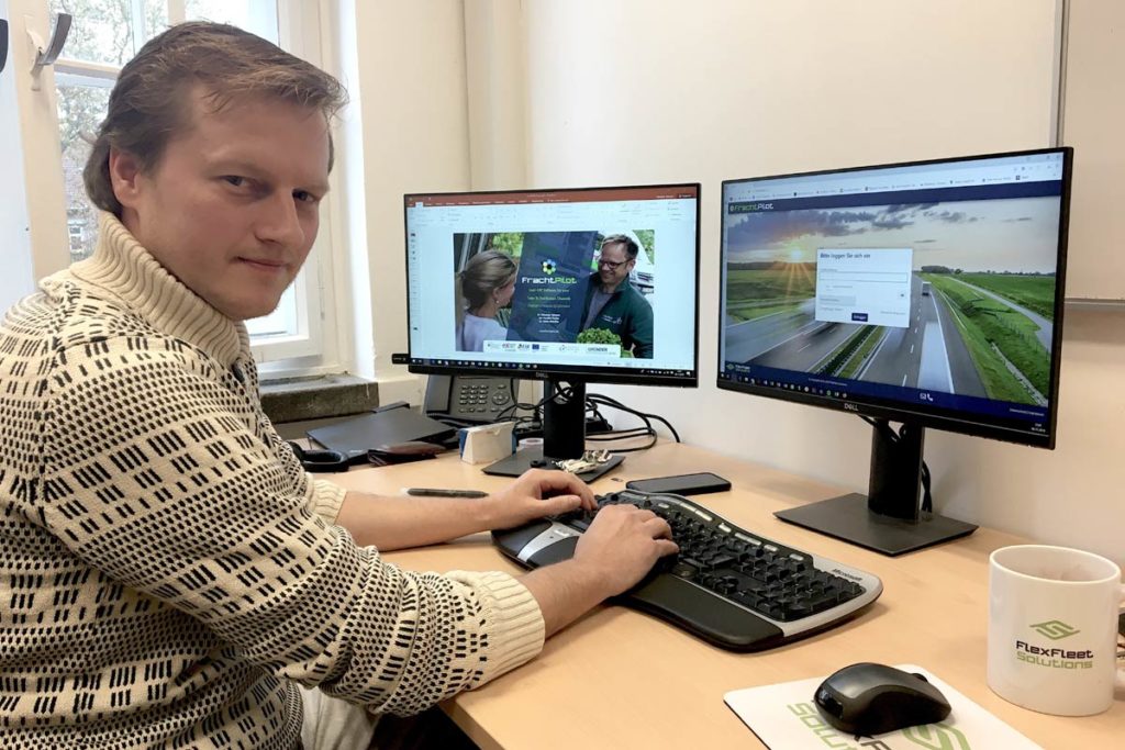 Sebastian Terlunen am Arbeitsplatz